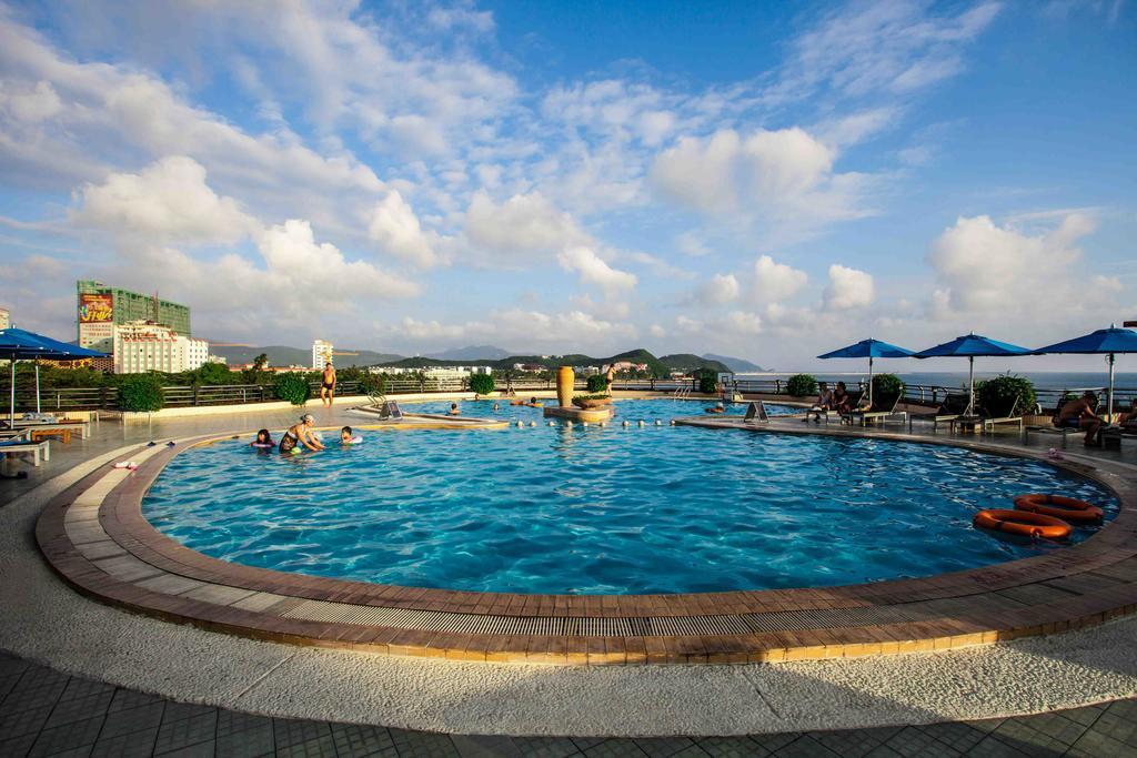 Pearl River Garden Hotel Sanya Bagian luar foto