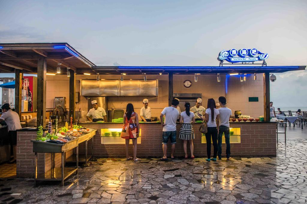 Pearl River Garden Hotel Sanya Bagian luar foto